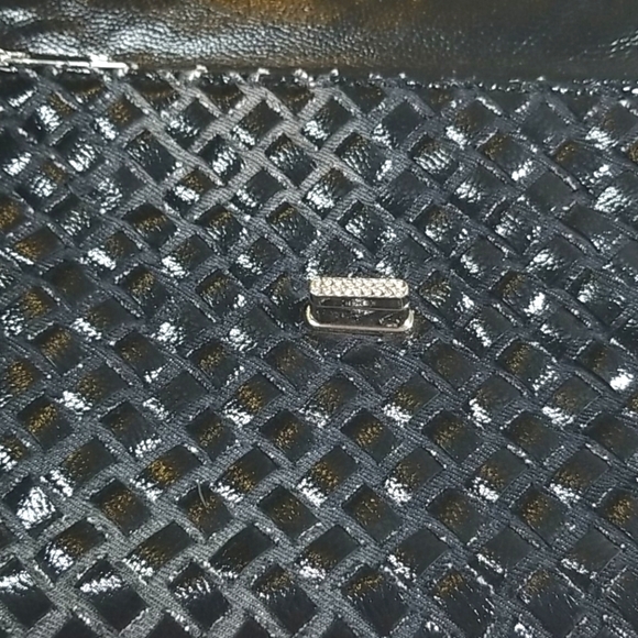 Lany Heavily Jewelled Shoulder Bag With Twist Lock - Picture 3 of 8